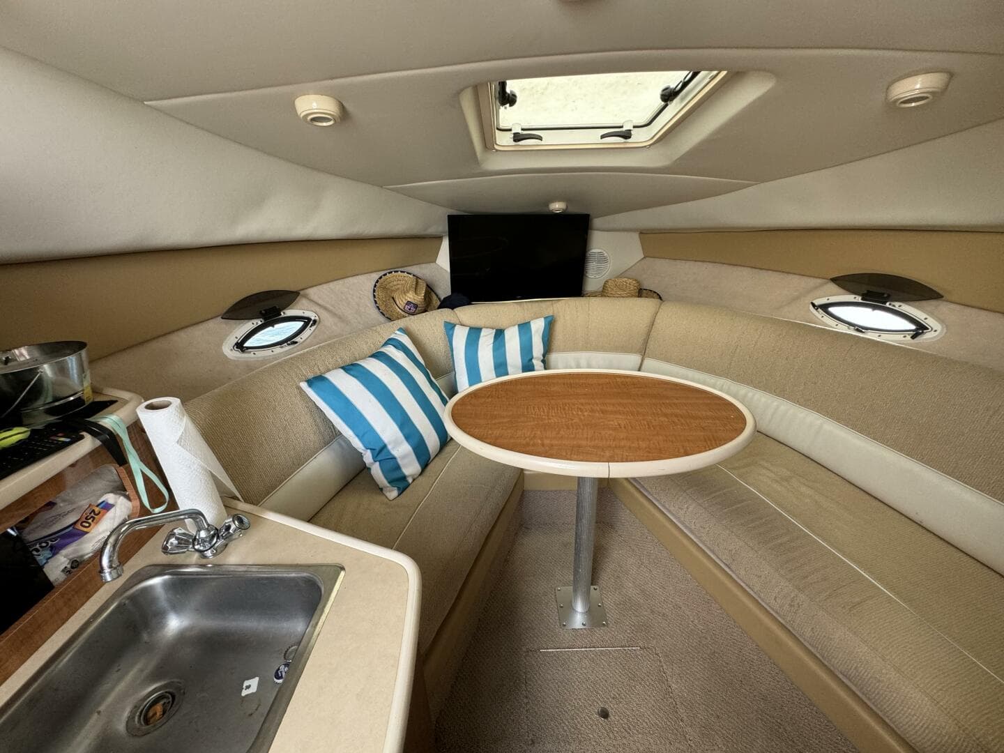 2002 Maxum 2400 SCR — photo 12