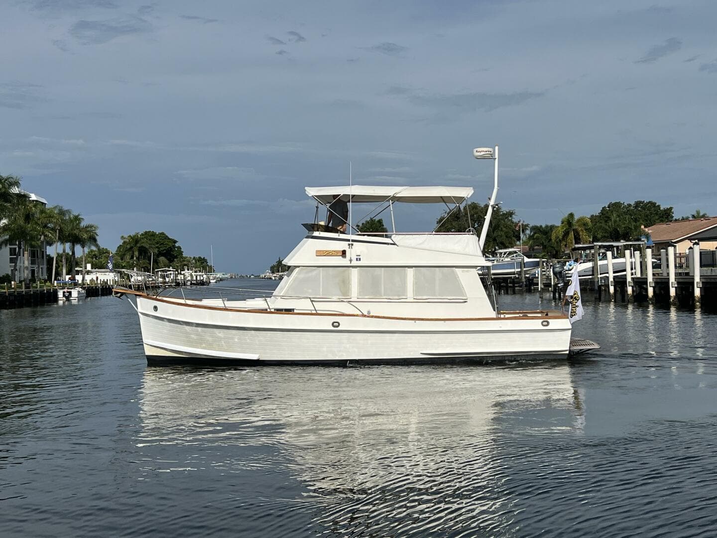 1985 Grand Banks 36 — photo 1