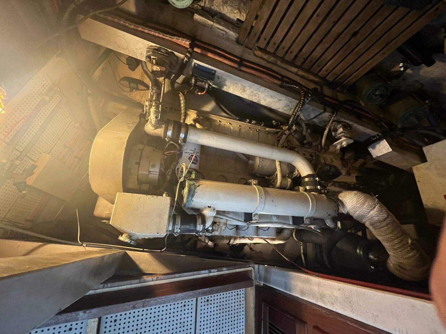 1985 Grand Banks 36 — photo 3