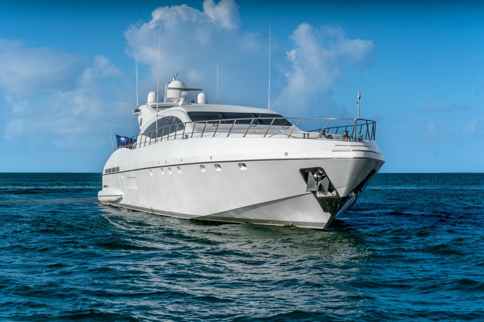 2005 Overmarine Mangusta 108 — photo 53