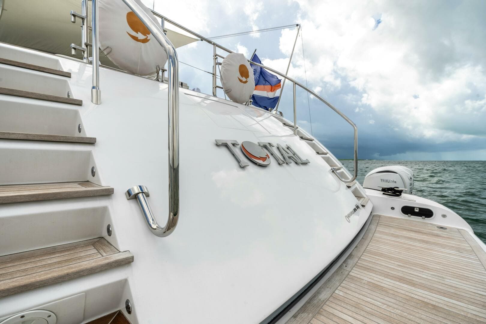 2005 Overmarine Mangusta 108 — photo 11