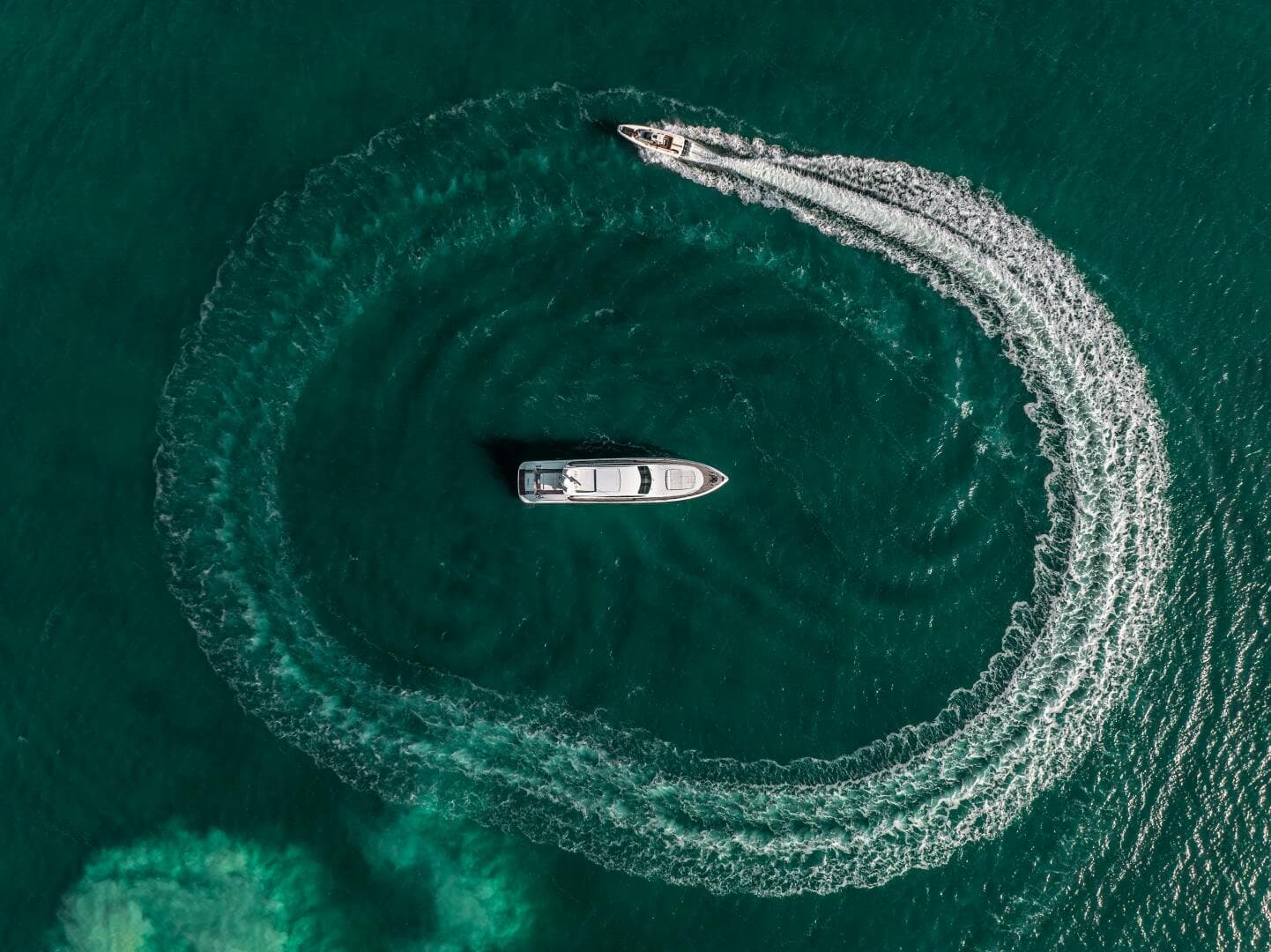 2005 Overmarine Mangusta 108 — photo 56