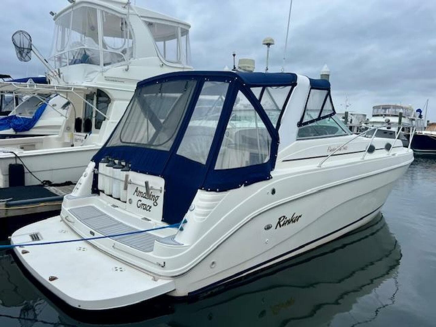 2000 Rinker 342 Fiesta Vee — photo 1