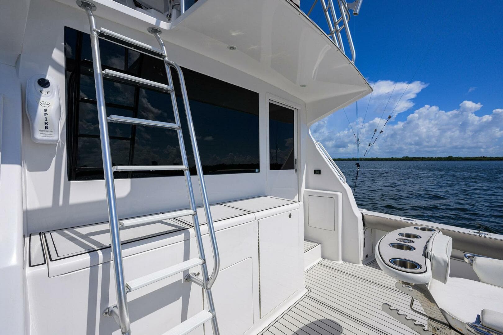 2000 Viking 50 Convertible — photo 43