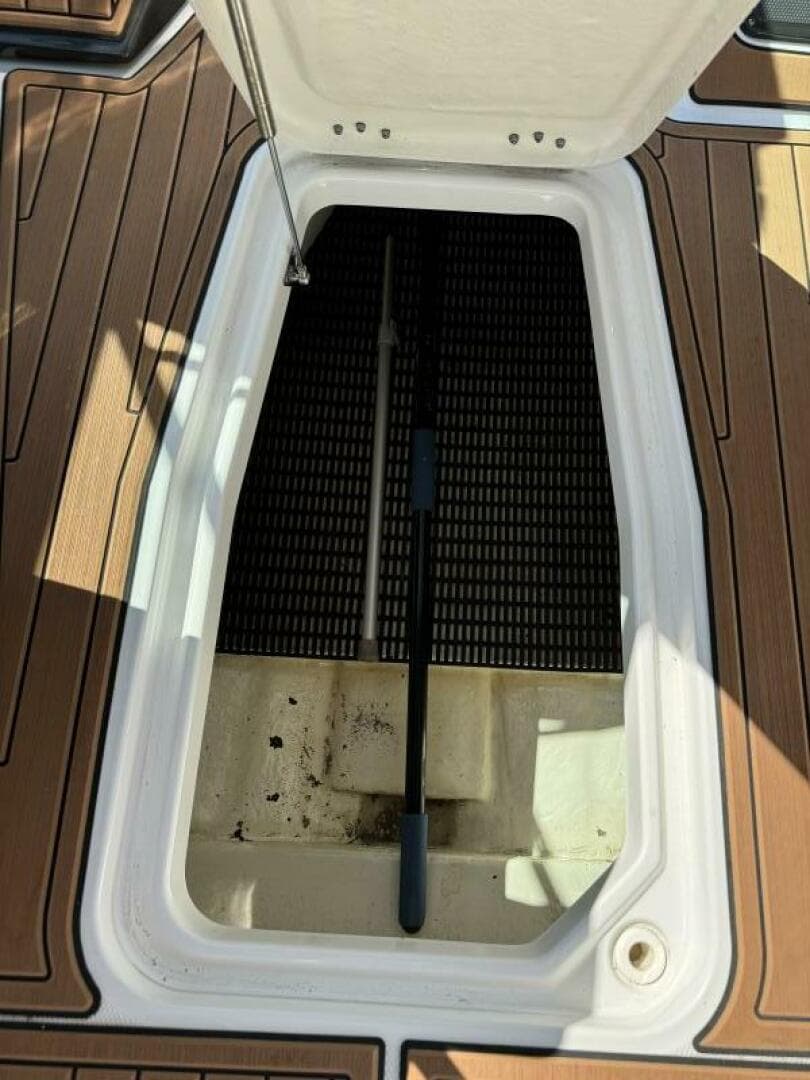 2017 Monterey 278 SS — photo 23