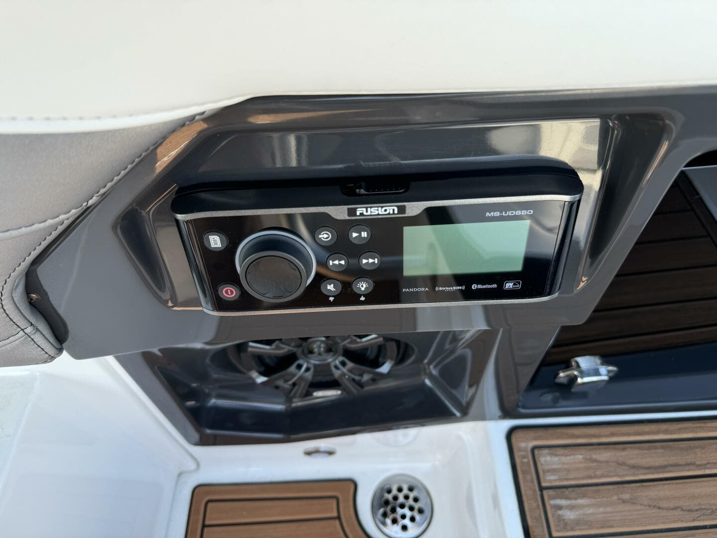 2017 Monterey 278 SS — photo 26