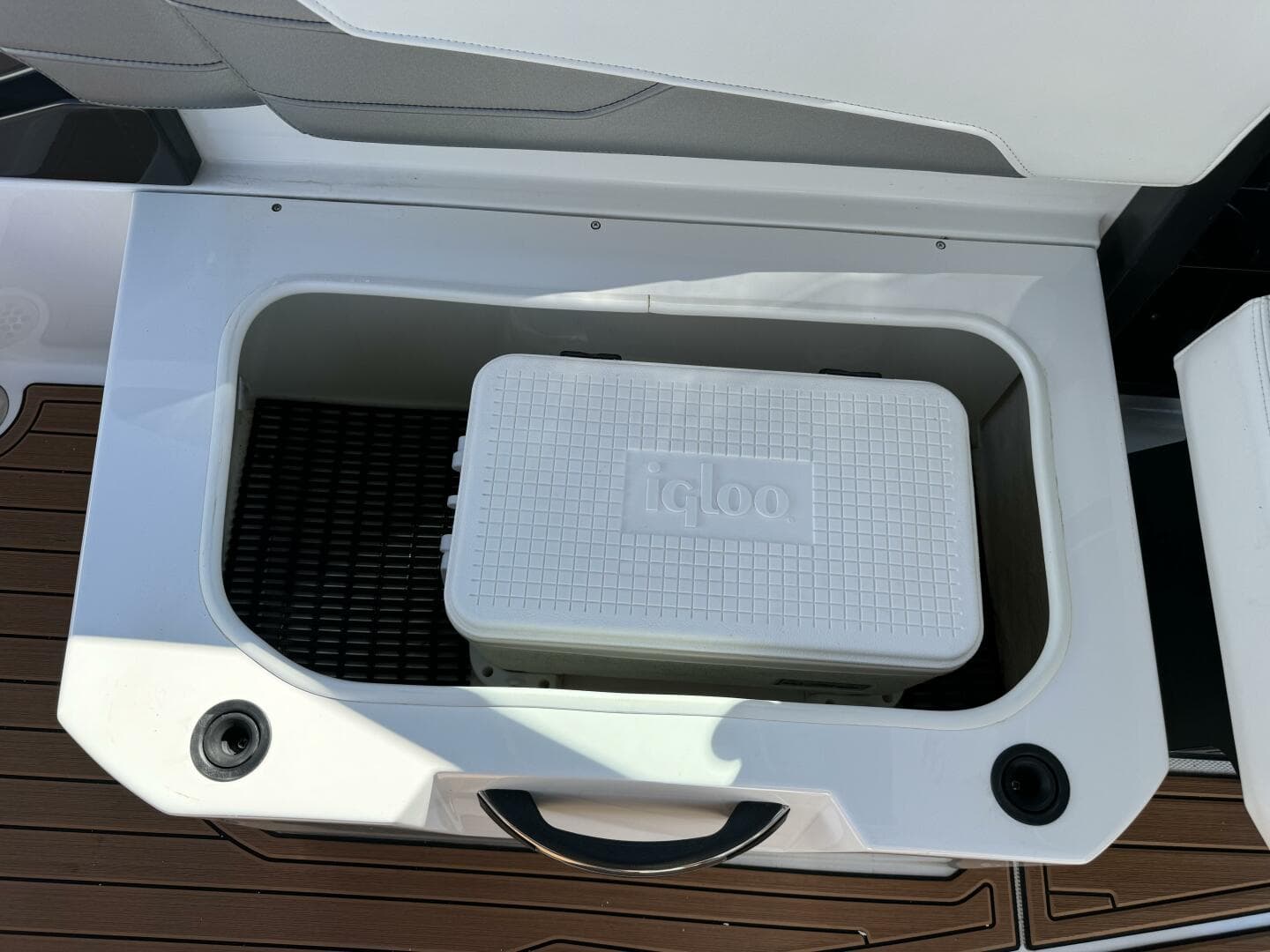 2017 Monterey 278 SS — photo 24