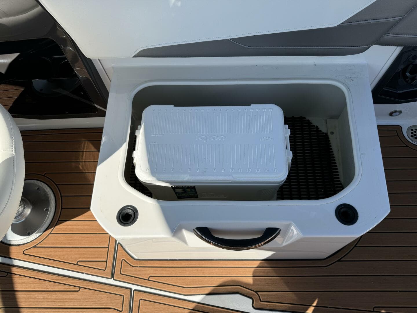 2017 Monterey 278 SS — photo 25