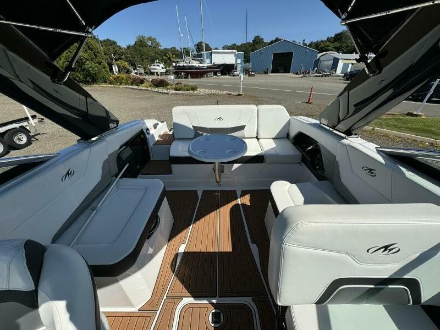 2017 Monterey 278 SS — photo 17