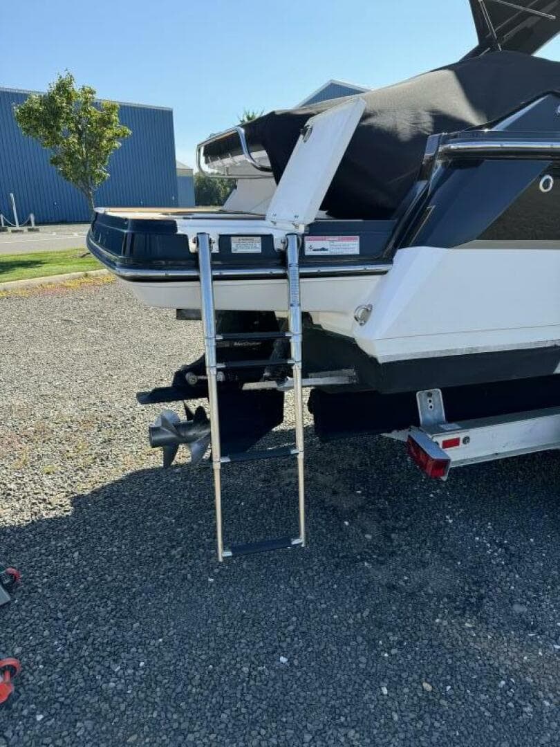 2017 Monterey 278 SS — photo 32