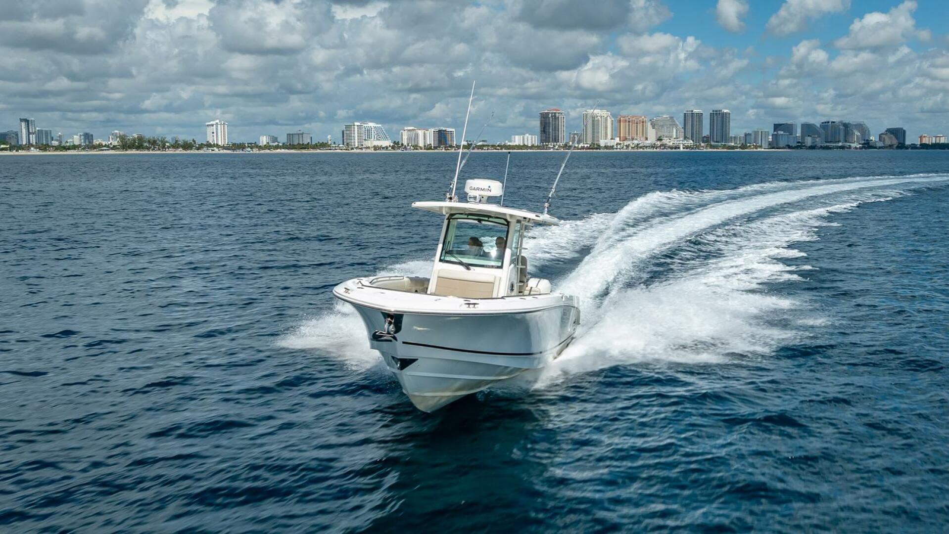 2017 Boston Whaler 330 Outrage — photo 18