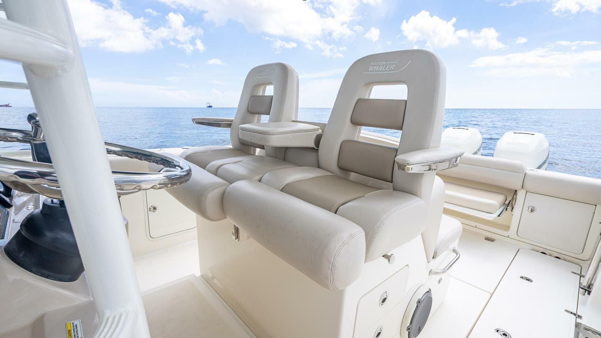 2017 Boston Whaler 330 Outrage — photo 21