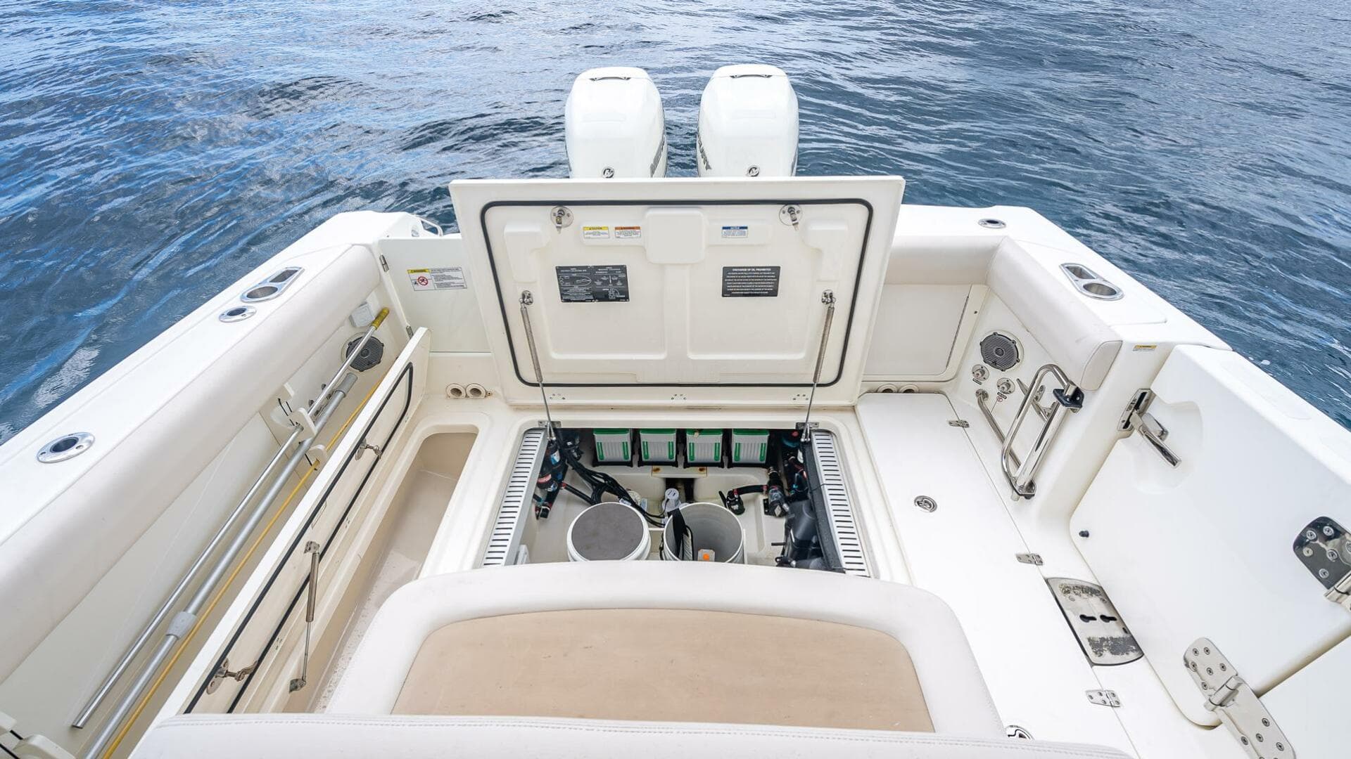 2017 Boston Whaler 330 Outrage — photo 25