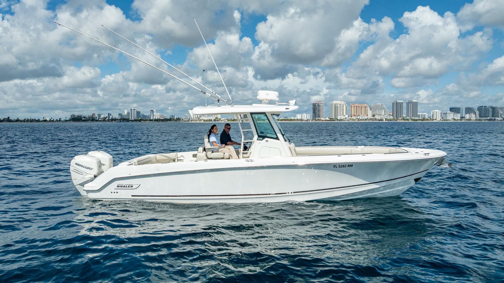 2017 Boston Whaler 330 Outrage — photo 7