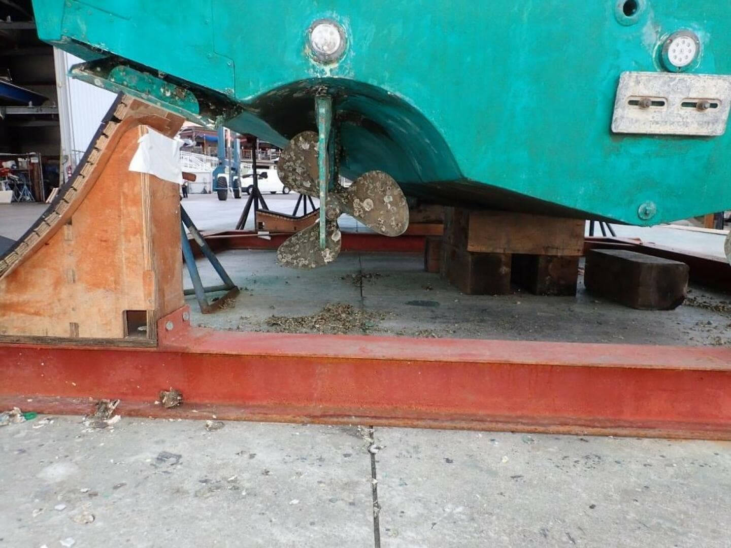 2000 Cabo 35 Express — photo 24