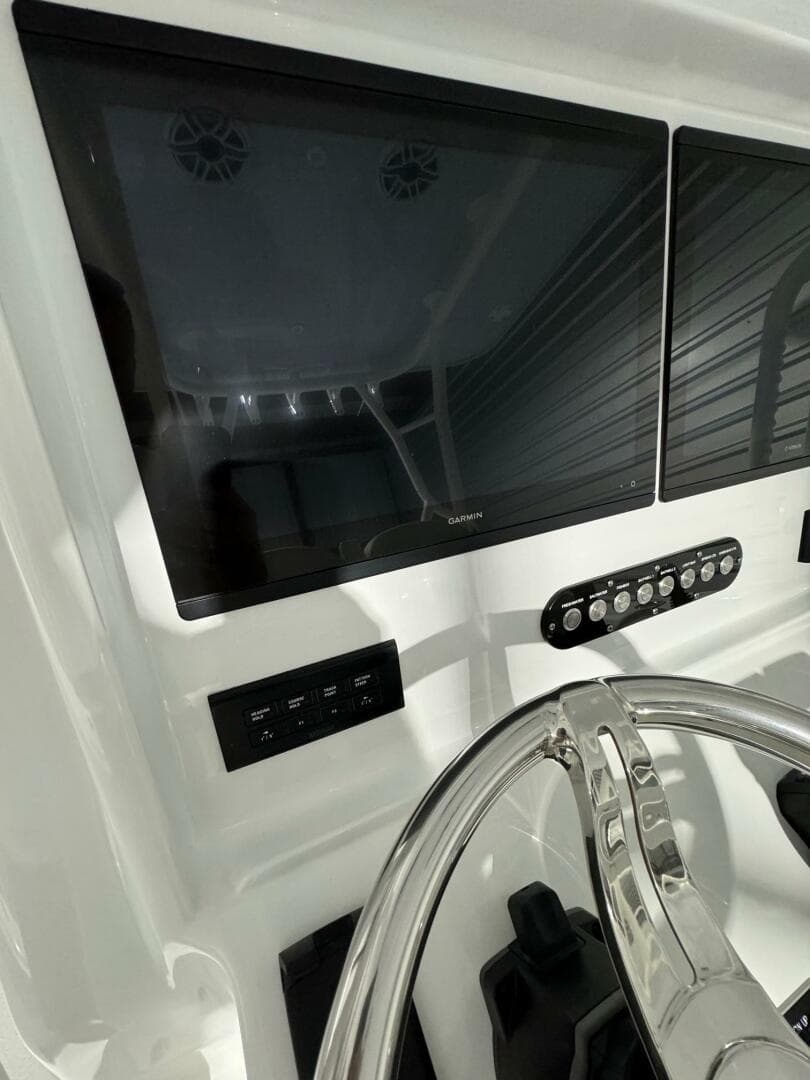 2024 Yellowfin 36 — photo 8