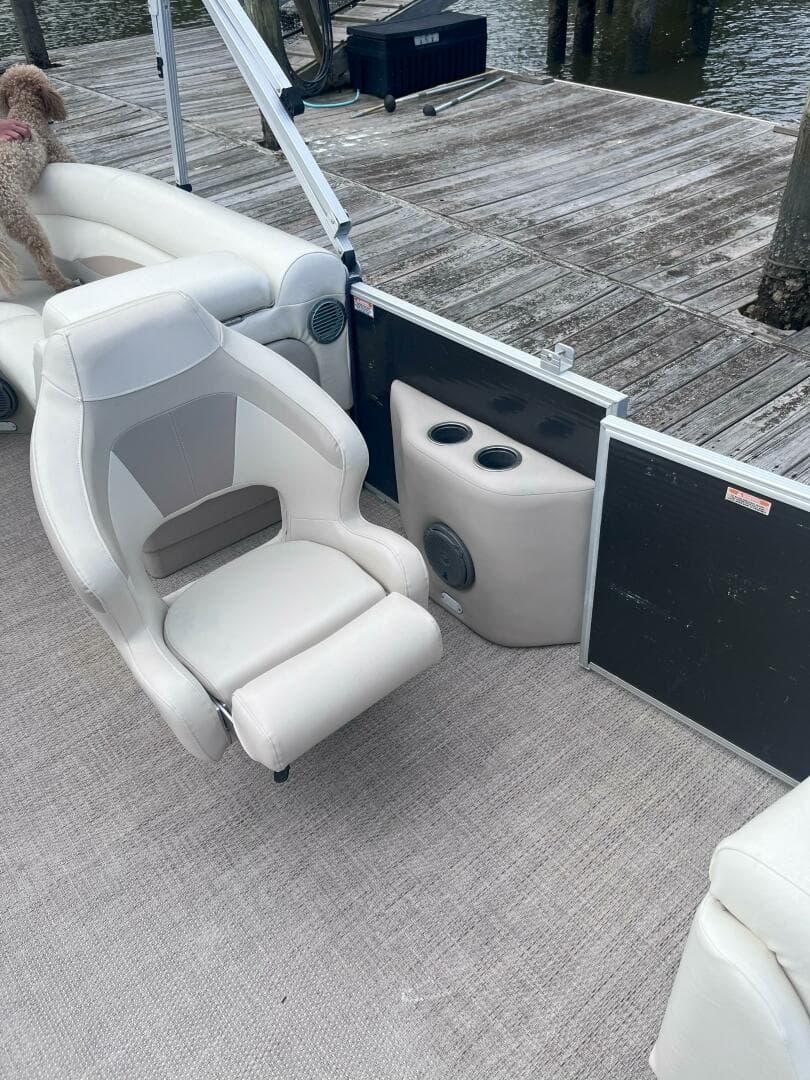 2017 Bennington 22 Ssrx — photo 27