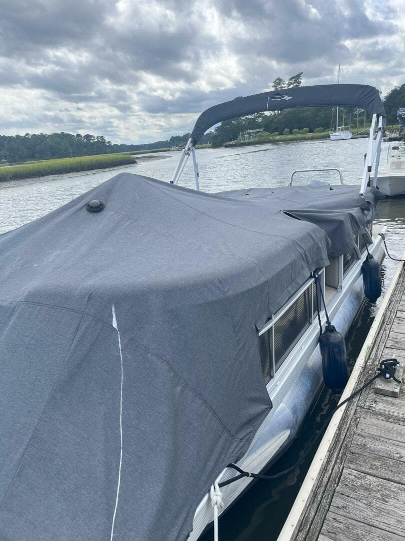 2017 Bennington 22 Ssrx — photo 17