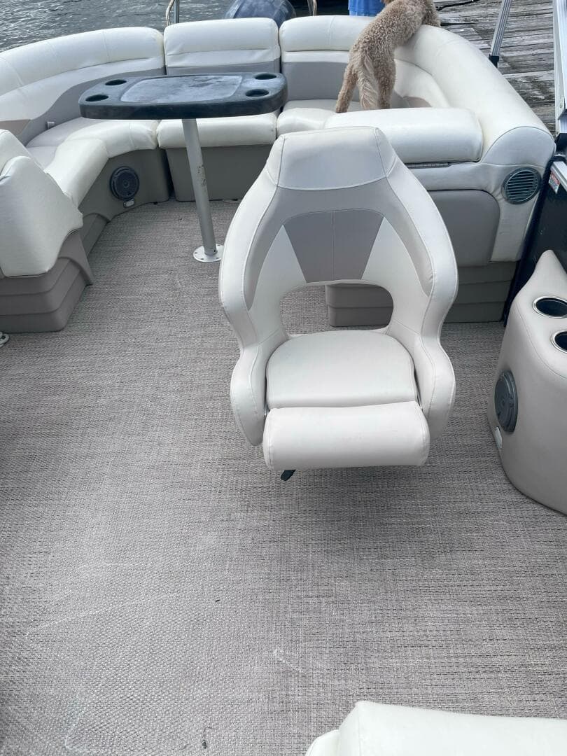 2017 Bennington 22 Ssrx — photo 26