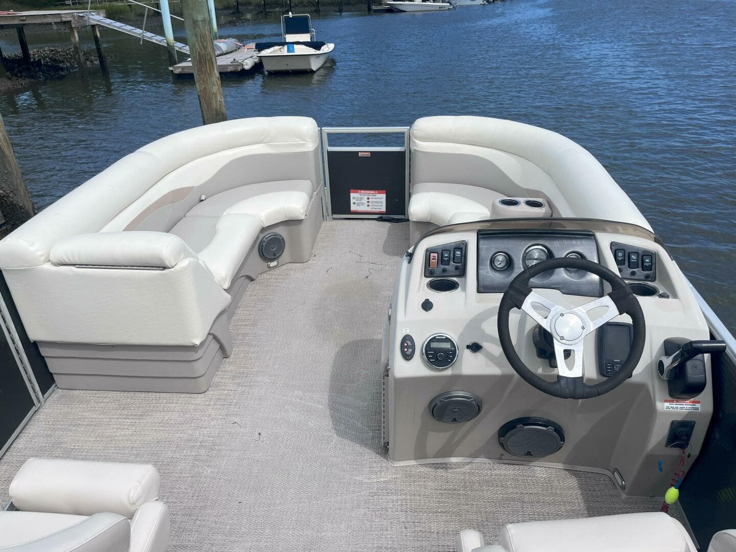 2017 Bennington 22 Ssrx — photo 22