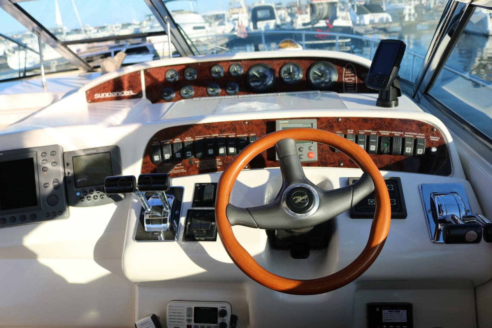 1996 Sea Ray Sundancer — photo 14