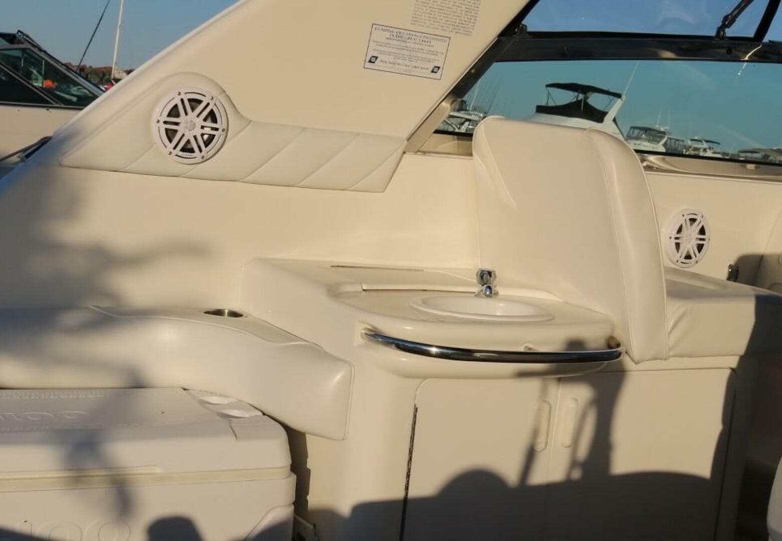 1996 Sea Ray Sundancer — photo 29