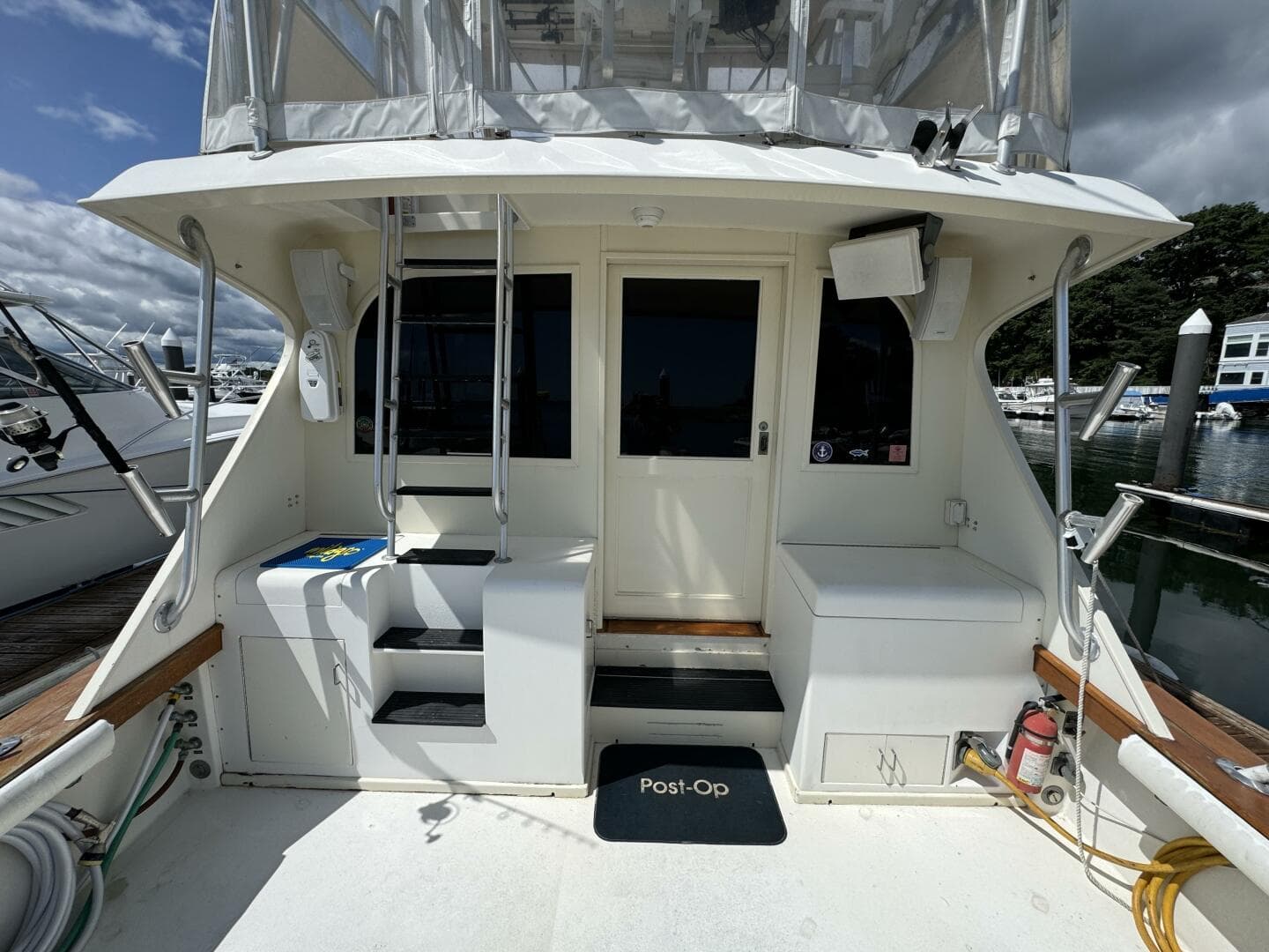 1990 Post 44 Sport Fisherman — photo 15