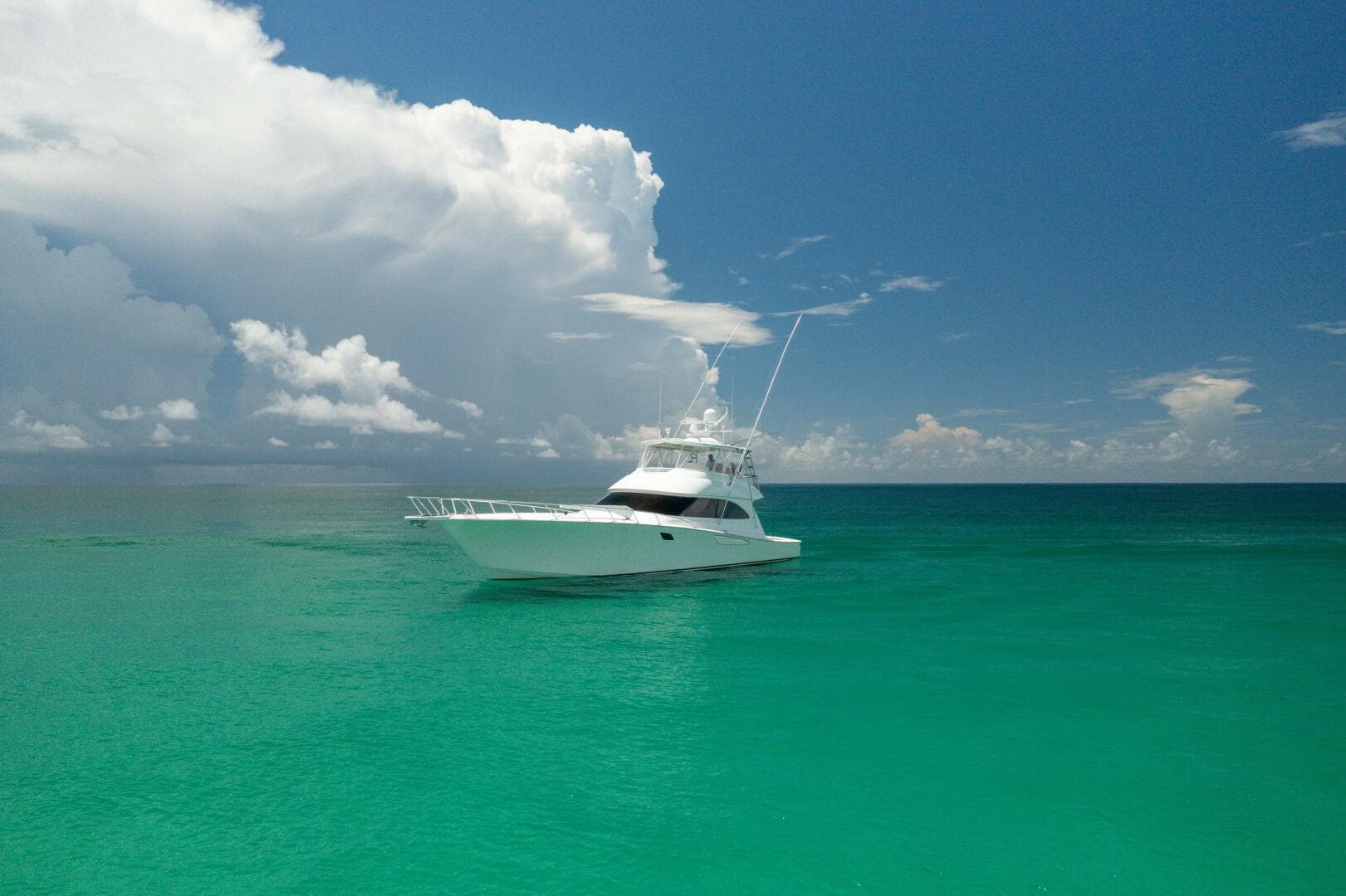 2015 Viking 70 Convertible — photo 49