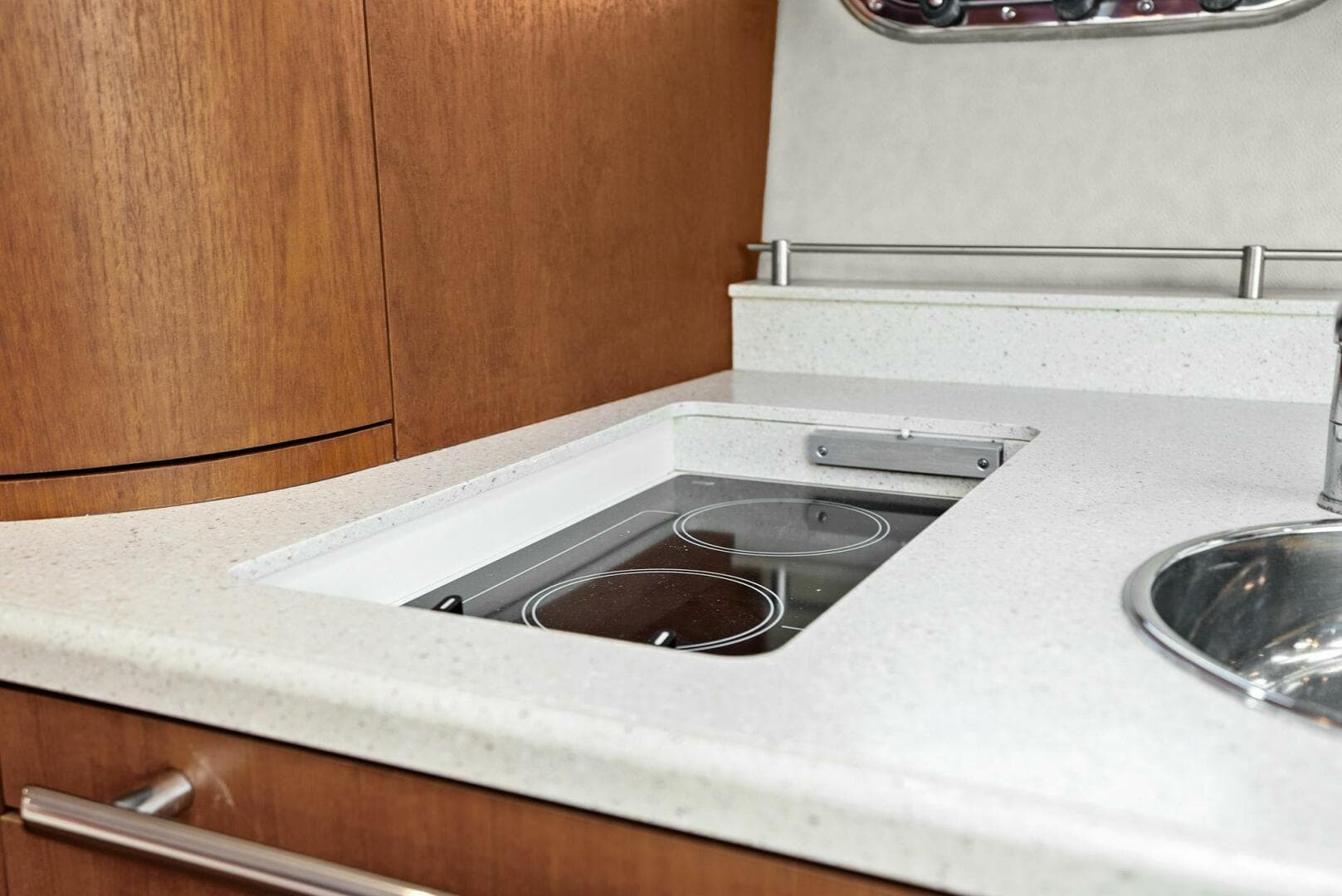 2008 Tiara Yachts 3500 Sovran — photo 15