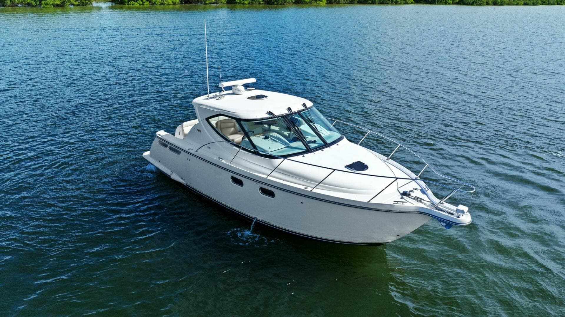 2008 Tiara Yachts 3500 Sovran — photo 41