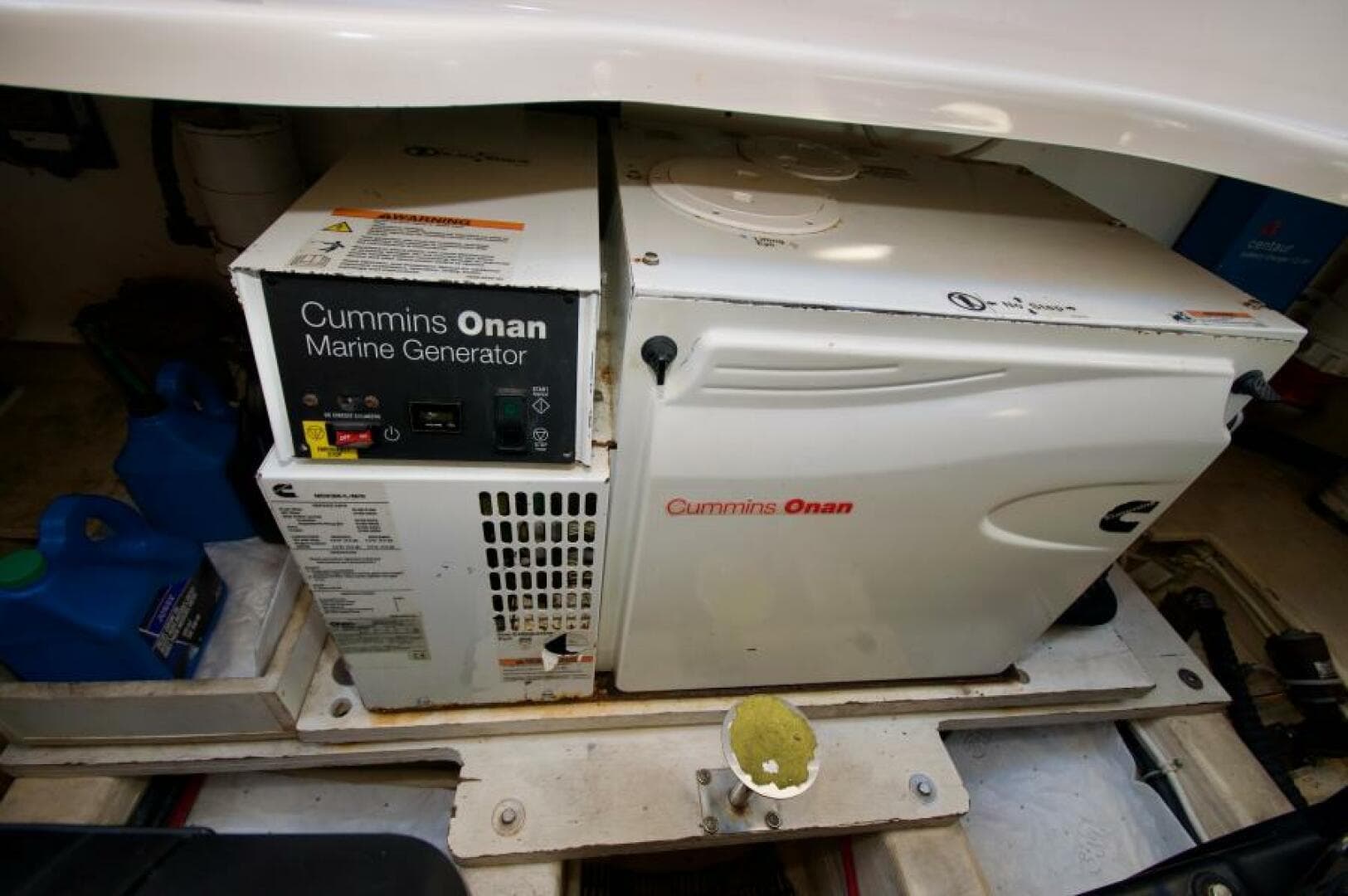 2008 Tiara Yachts 3500 Sovran — photo 35