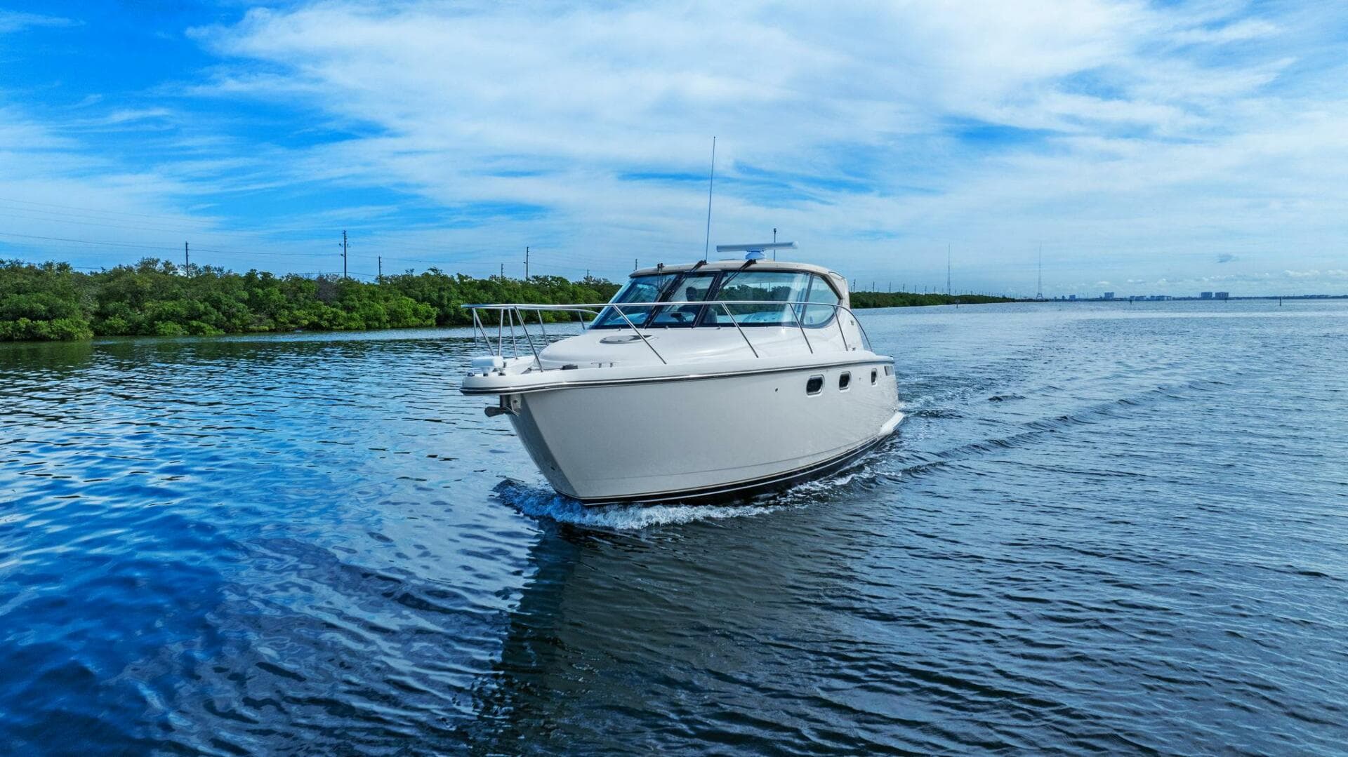 2008 Tiara Yachts 3500 Sovran — photo 47