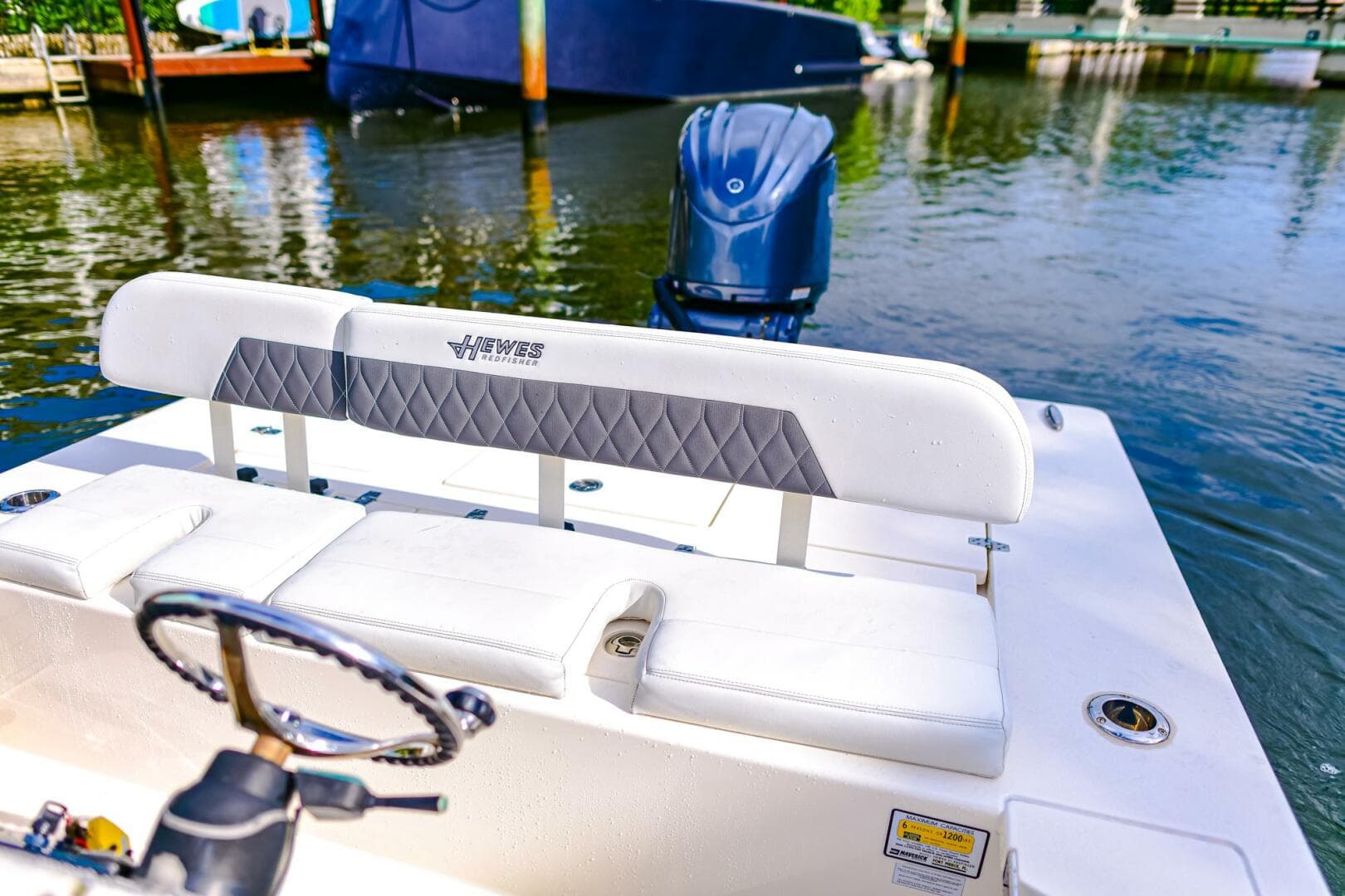 2022 Hewes Redfisher 21 — photo 19