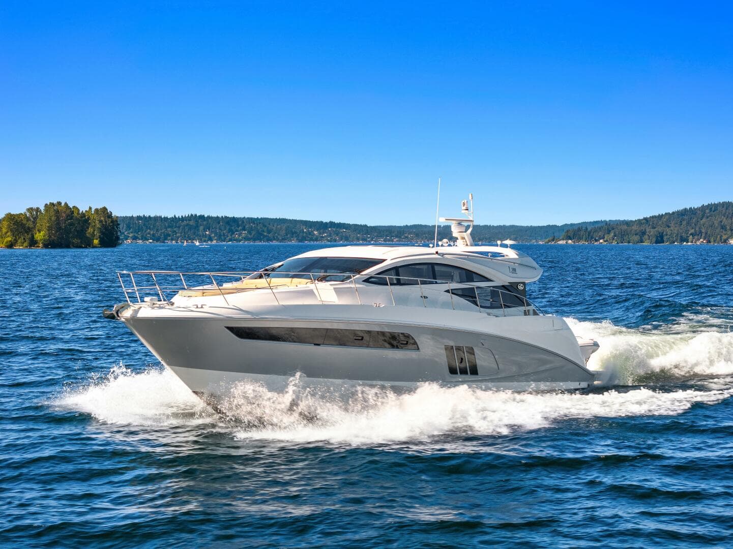 2017 Sea Ray L590 — photo 63