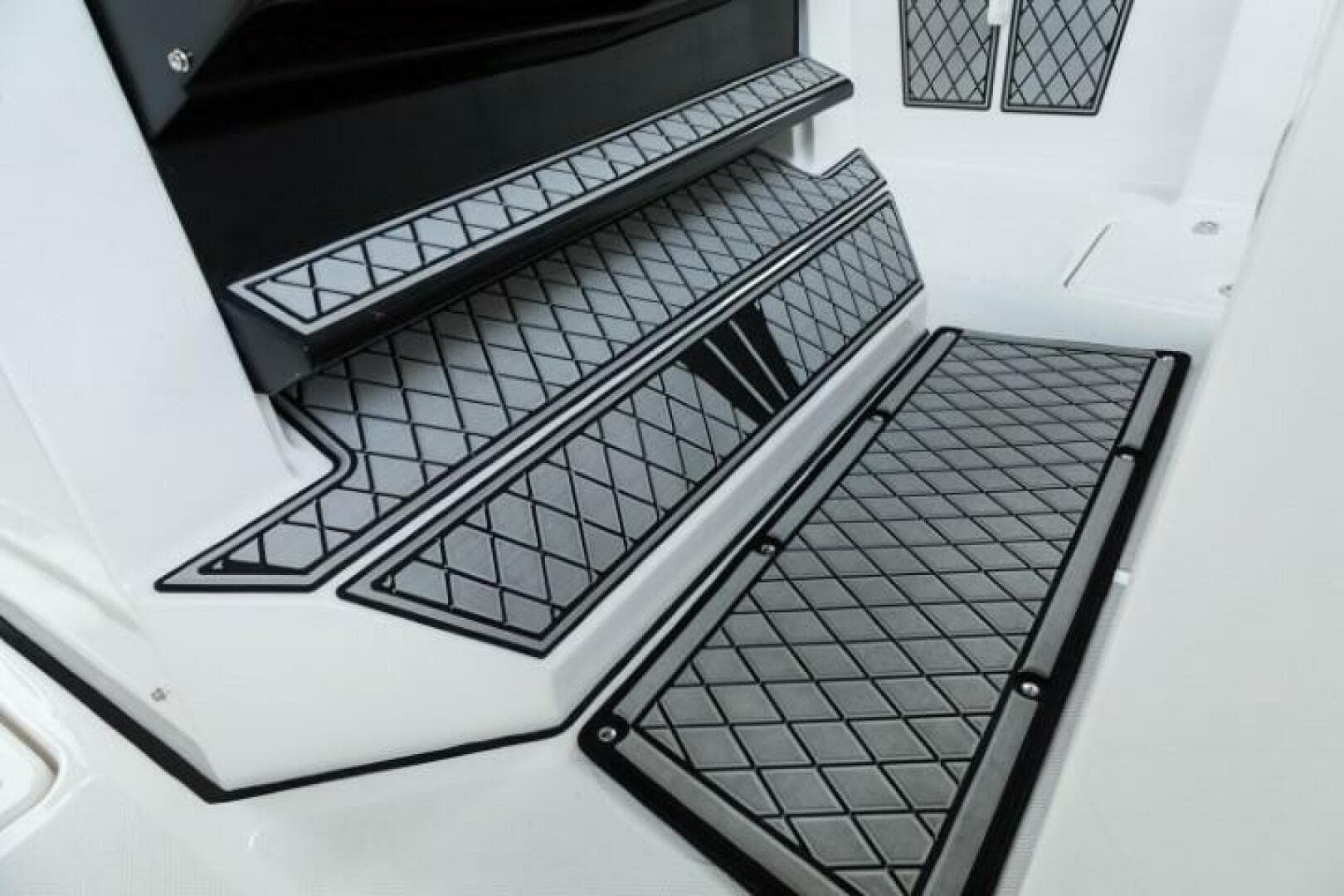 2025 Wellcraft 302 Fisherman — photo 15