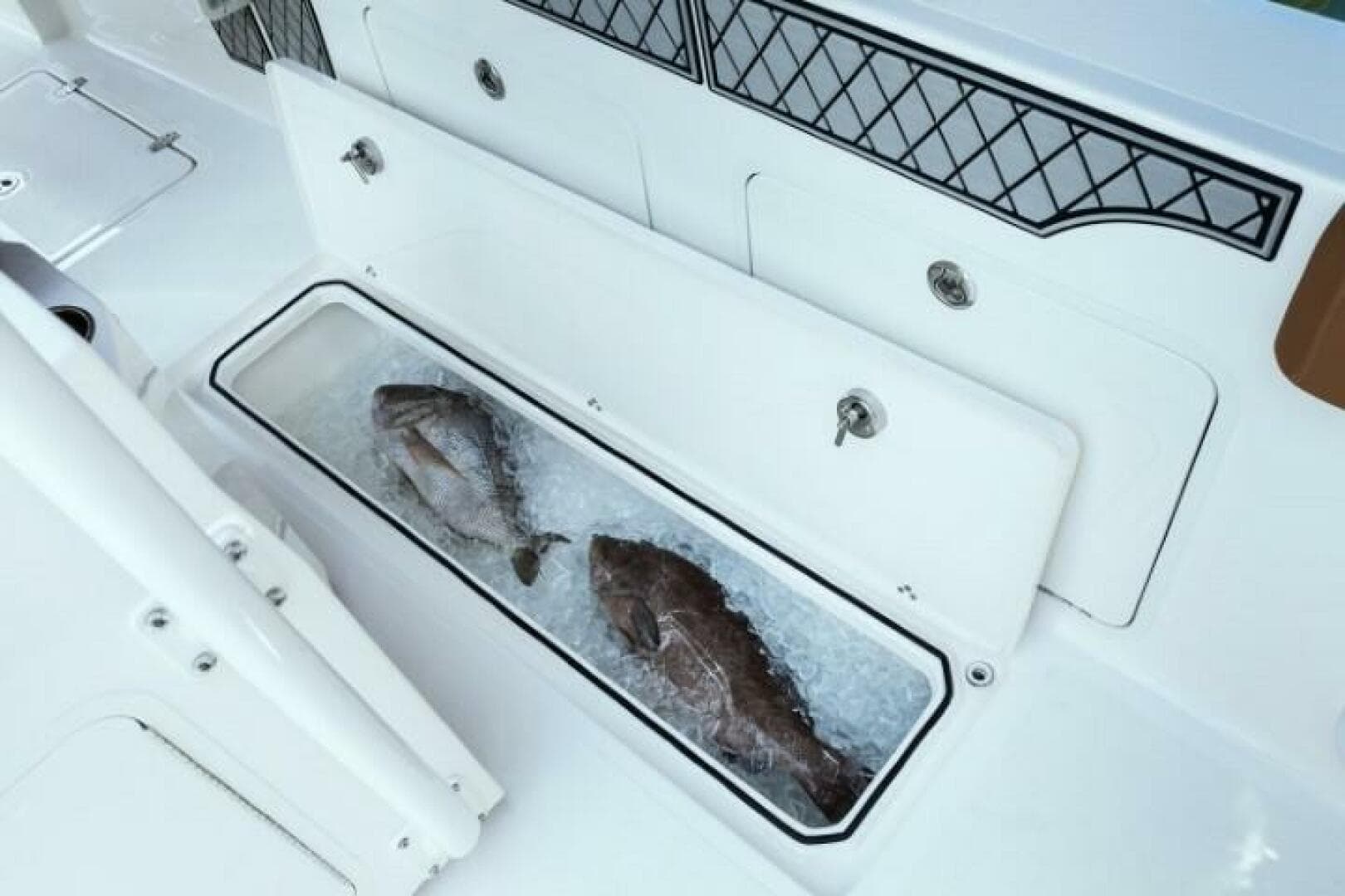 2025 Wellcraft 302 Fisherman — photo 11