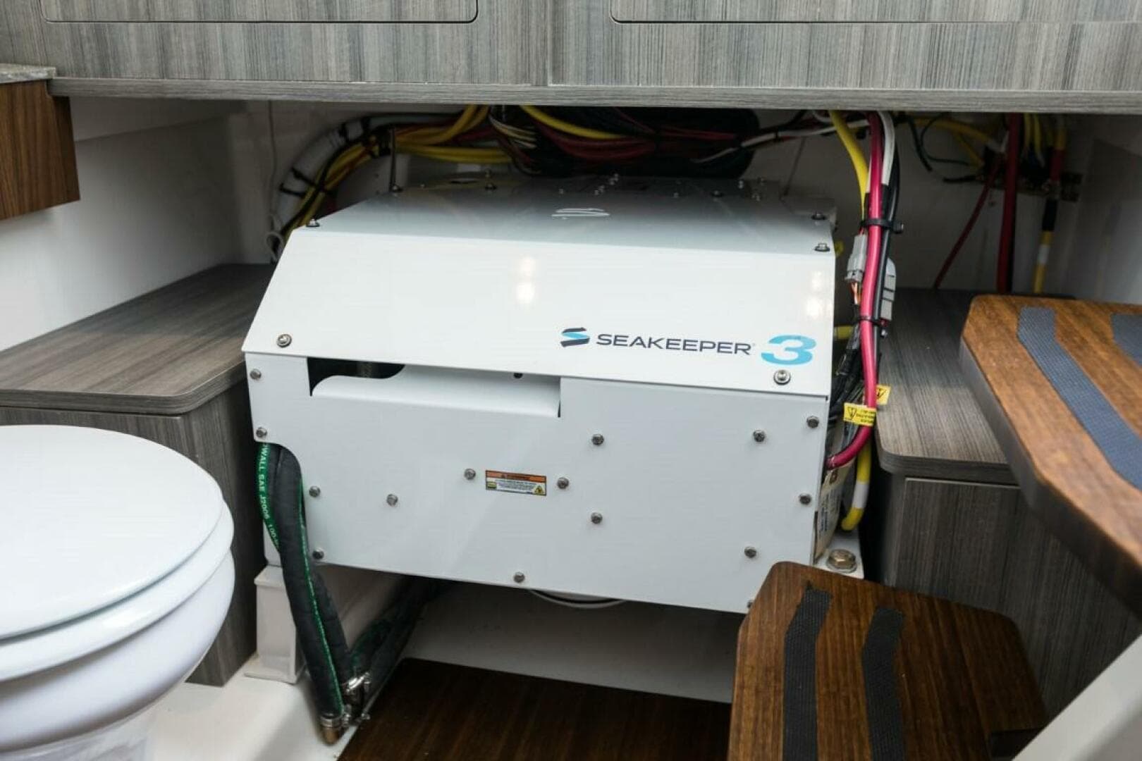 2025 Wellcraft 352 Fisherman — photo 12