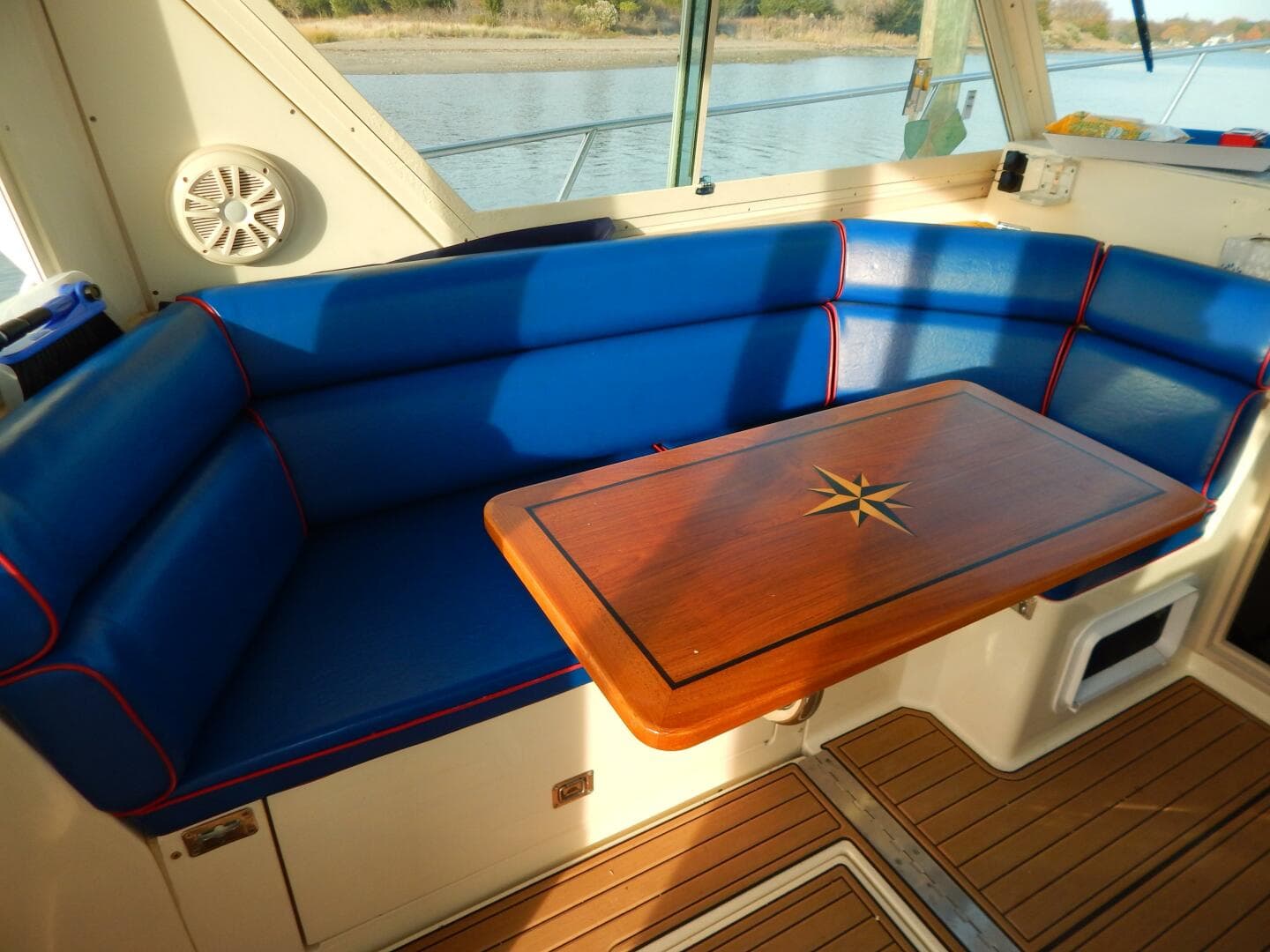 1999 Albin 31 Tournament Express — photo 4