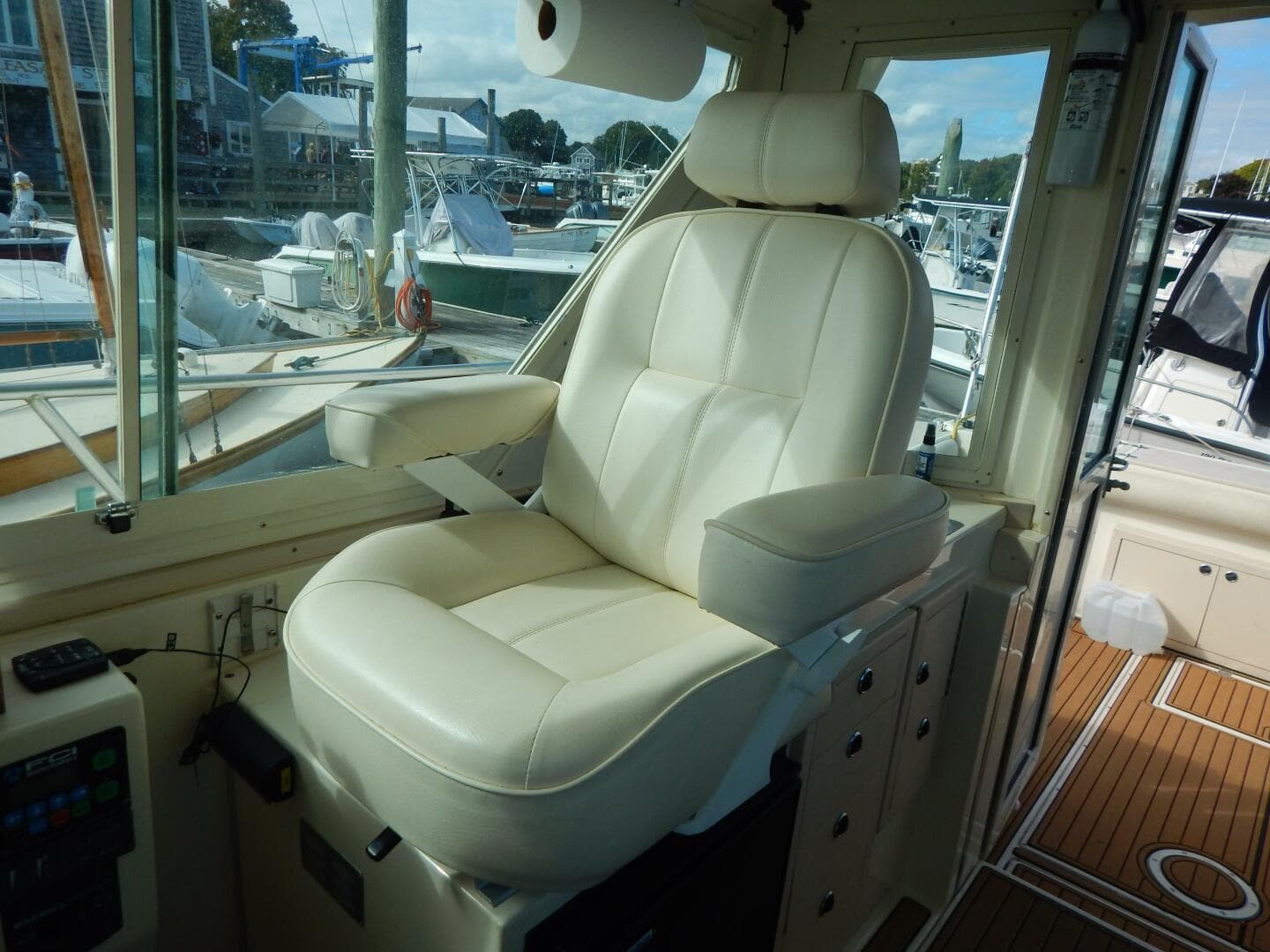 1999 Albin 31 Tournament Express — photo 3