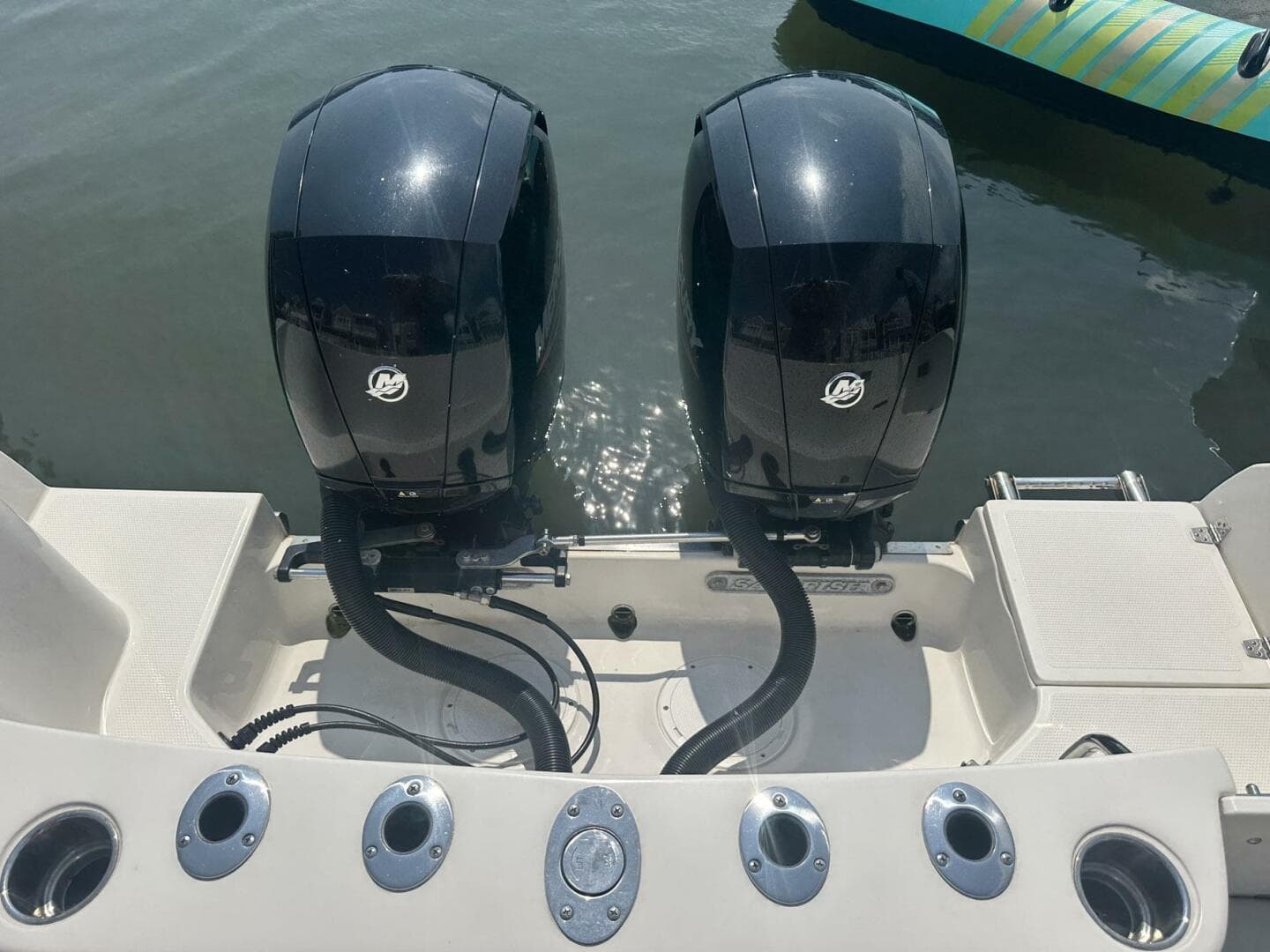 2022 Sailfish 242 CC — photo 15