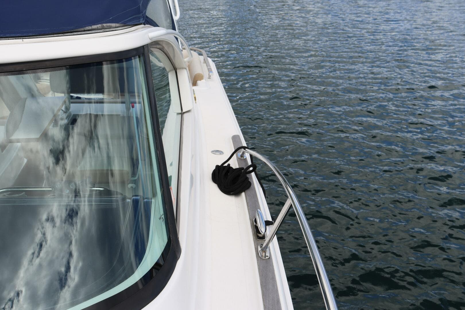 2012 Tiara Yachts 3100 Coronet — photo 26