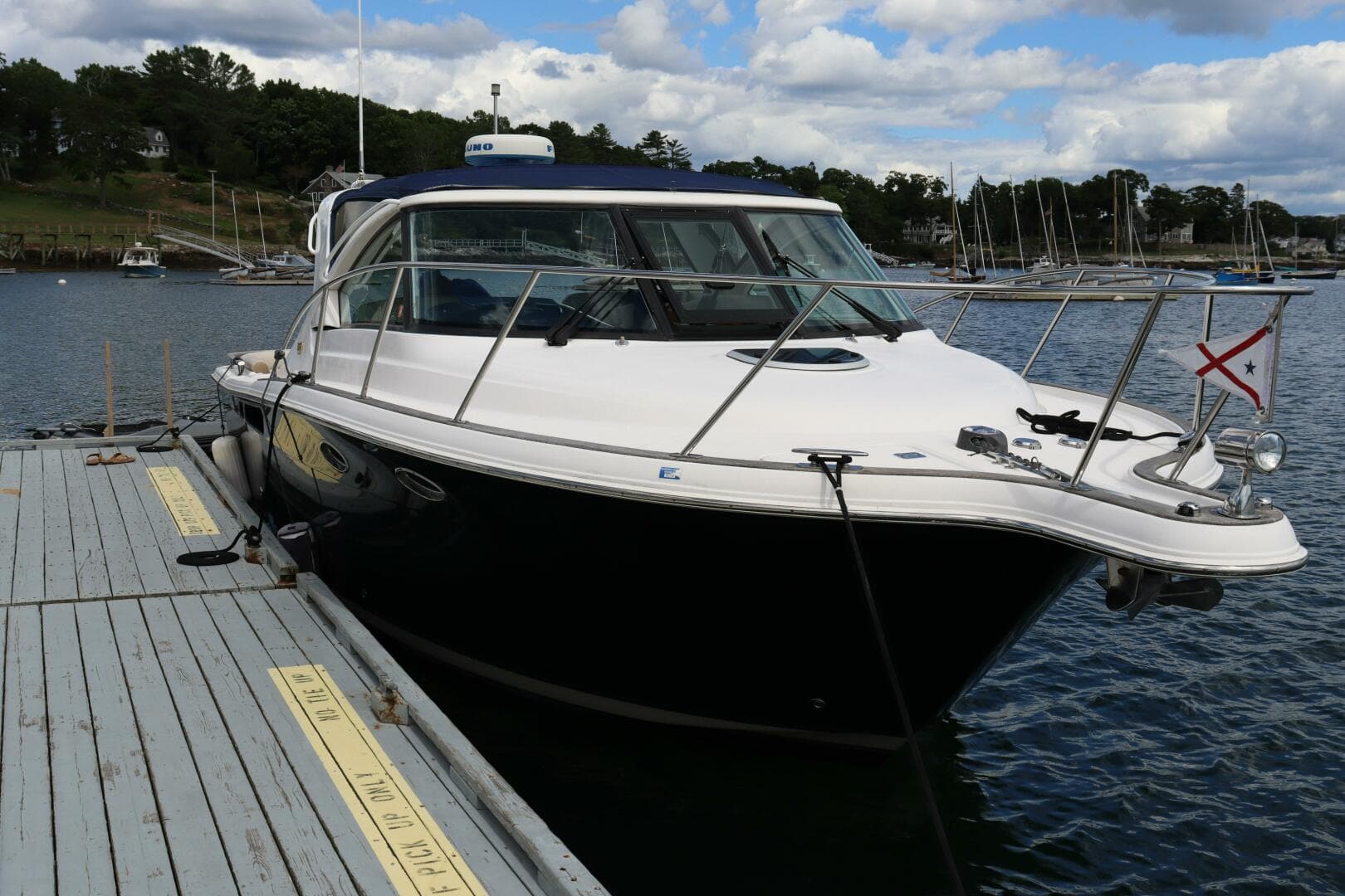 2012 Tiara Yachts 3100 Coronet — photo 21