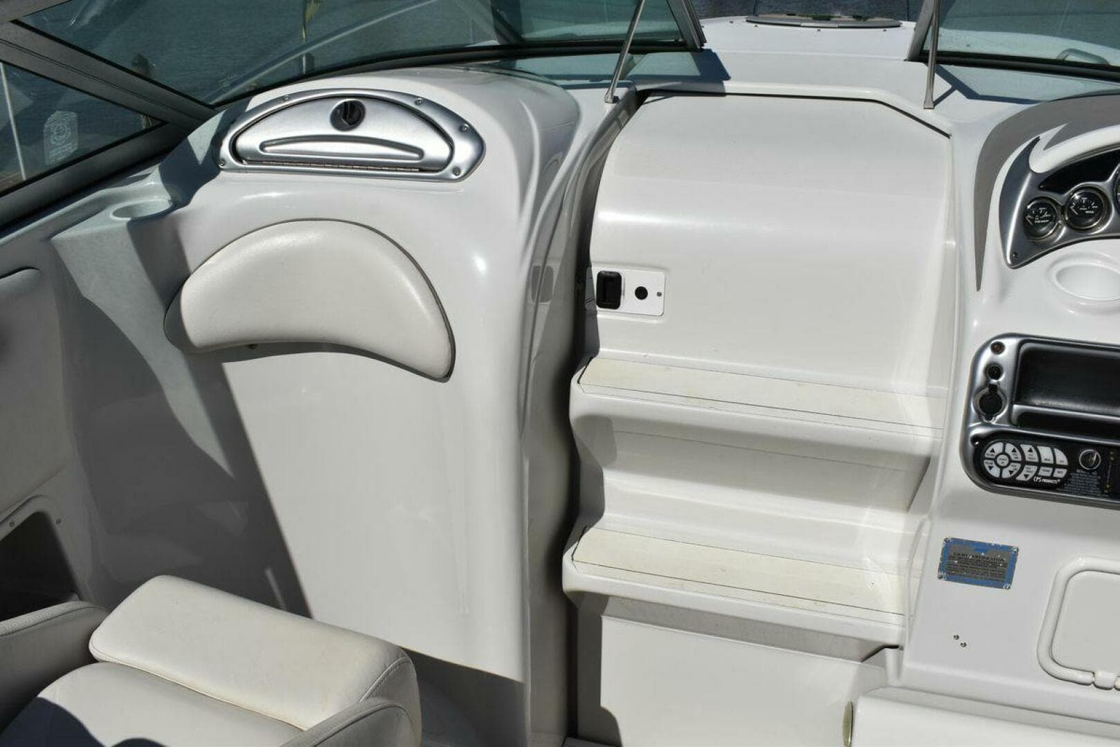 2005 Crownline 275 Ccr — photo 28