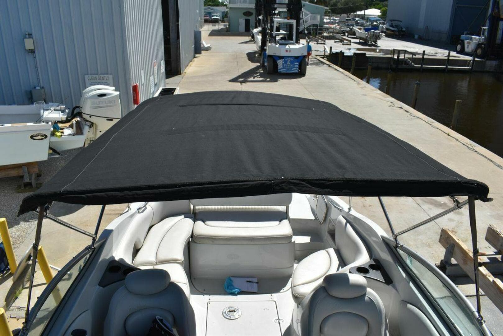 2005 Crownline 275 Ccr — photo 27
