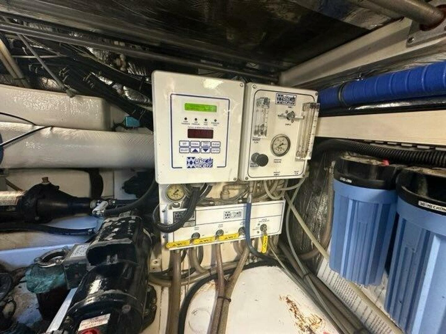 1996 Tiara Yachts 43 Open — photo 39