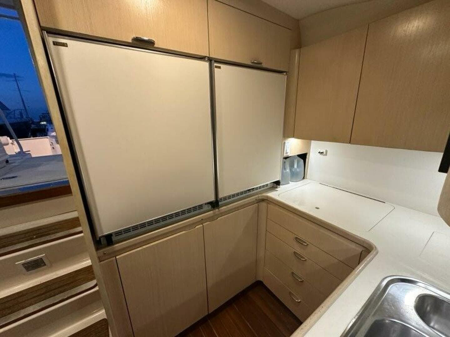 1996 Tiara Yachts 43 Open — photo 29