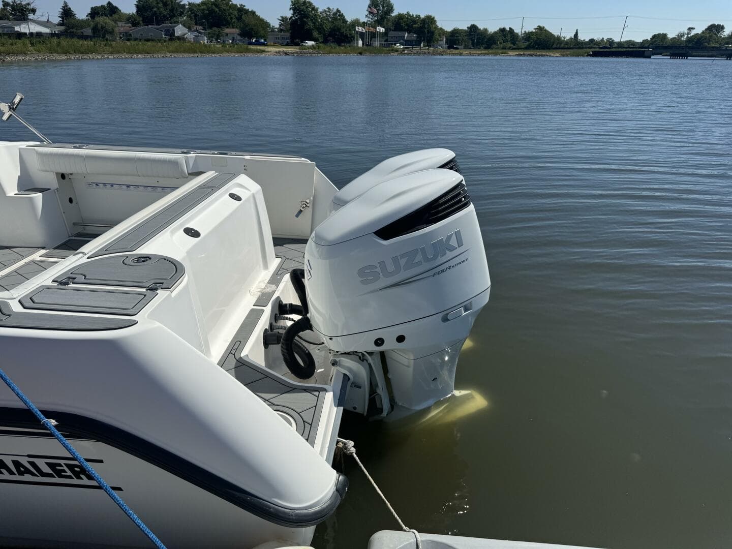 2002 Boston Whaler 275 Conquest — photo 5