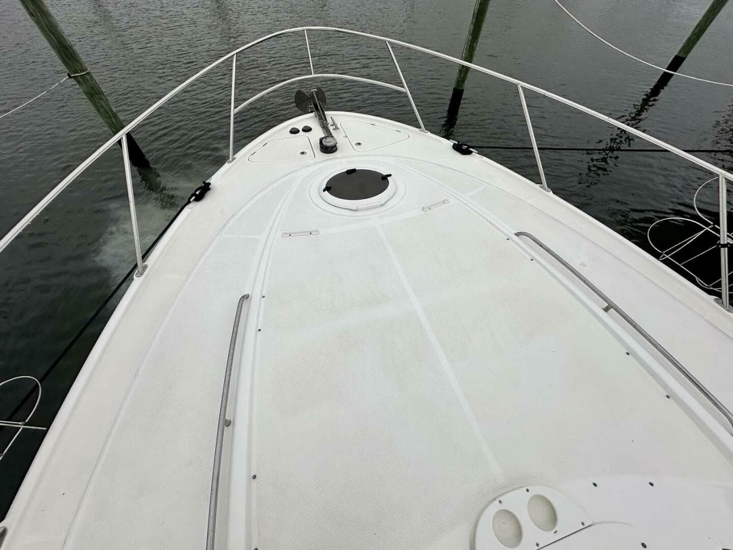 2007 Meridian 411 Sedan — photo 12