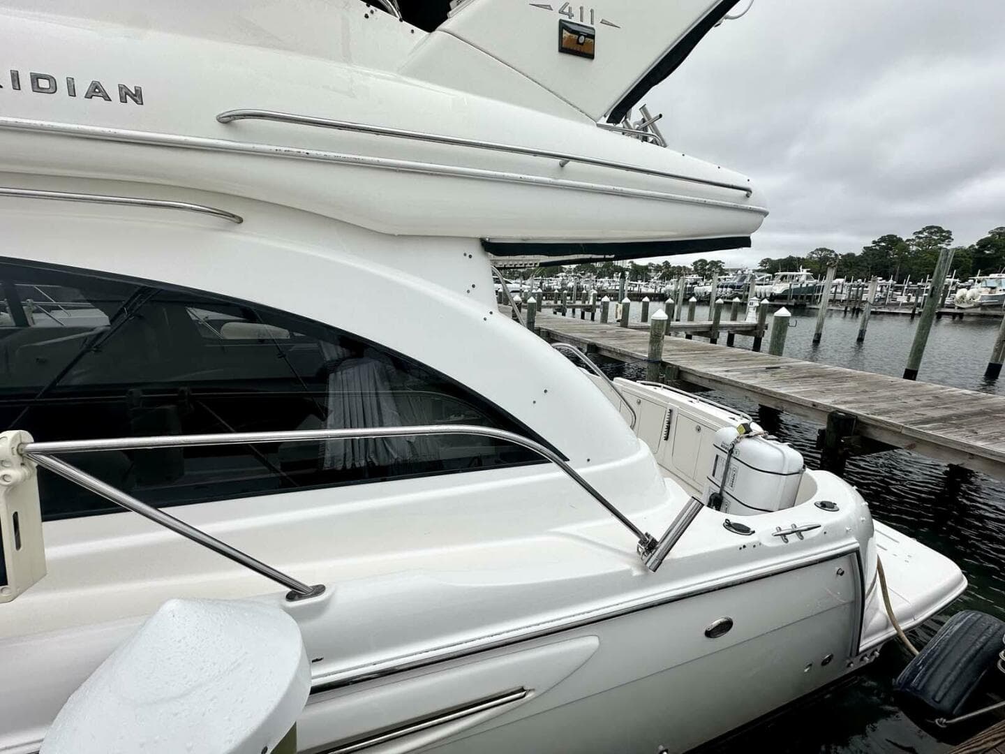 2007 Meridian 411 Sedan — photo 3