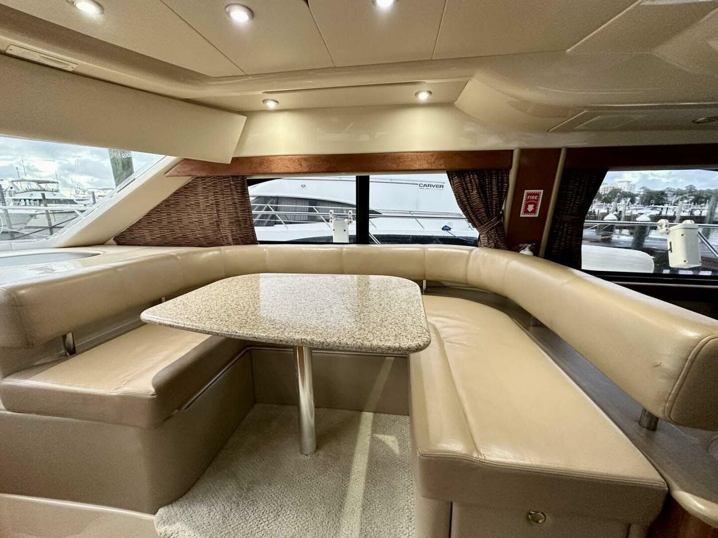 2007 Meridian 411 Sedan — photo 18